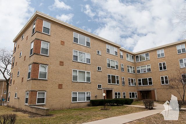 1st image of 6102 N Winchester Ave