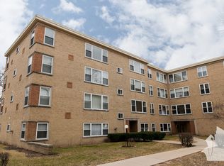 6102 N Winchester Ave, Chicago, IL 60660