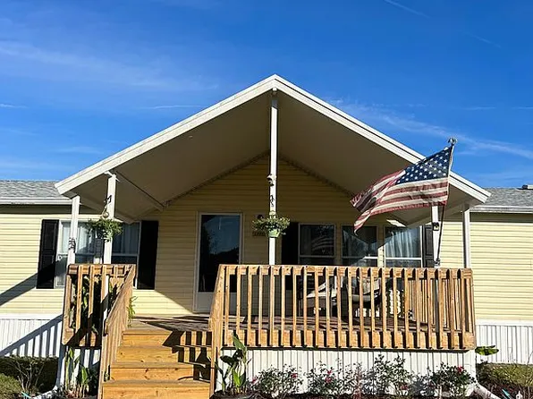 19951 SE 111th Ter, Inglis, FL 34449