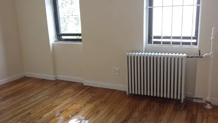 Rented by JMK Realty | media 10