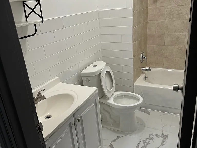 38 Beacon St #2 — Photo 9