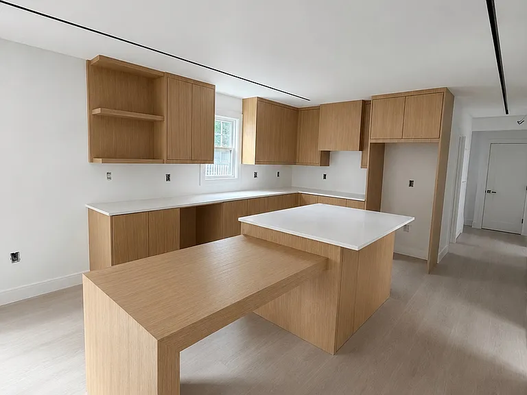 34 Gifford Dr #1 — Photo 8