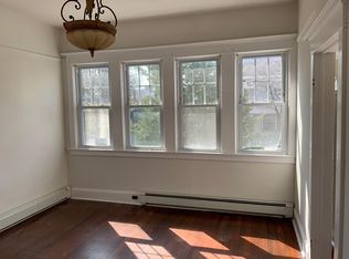 27 Lester St, Staten Island, NY 10314