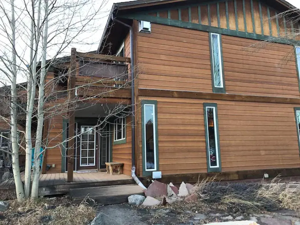 3 bed, 2.5 bath, 1500 sqft, $4,500 — Photo 3