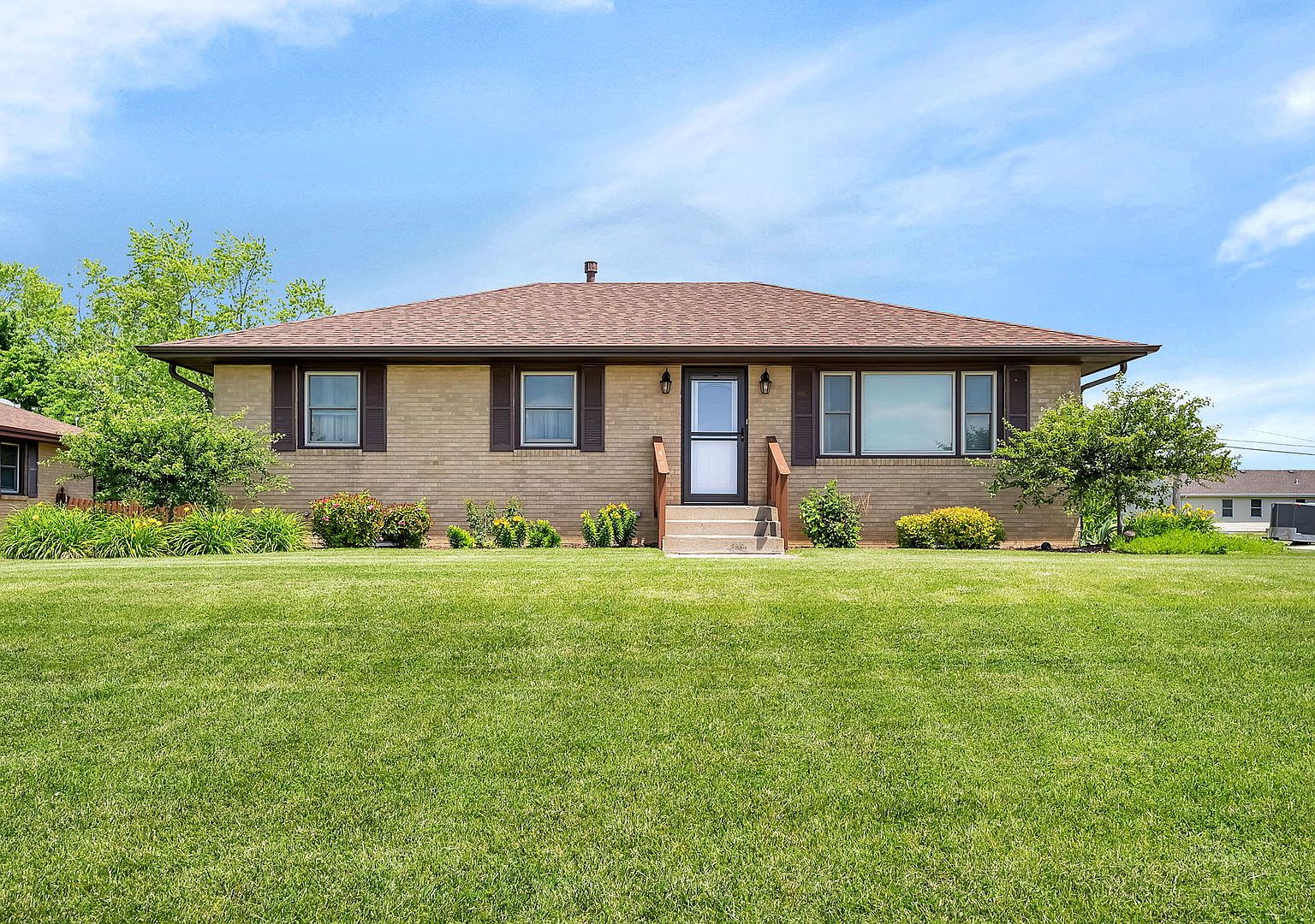 816 S Briggs St, Joliet, IL 60433 Zillow