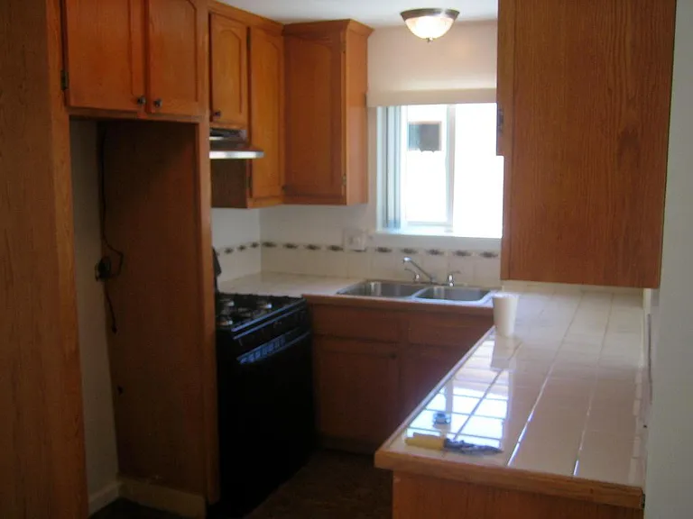 645 Parker St — Photo 39