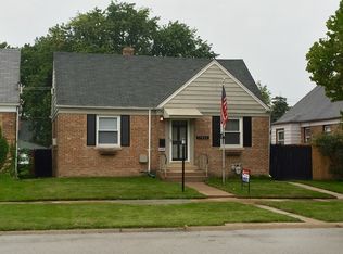 17842 School St, Lansing, IL 60438