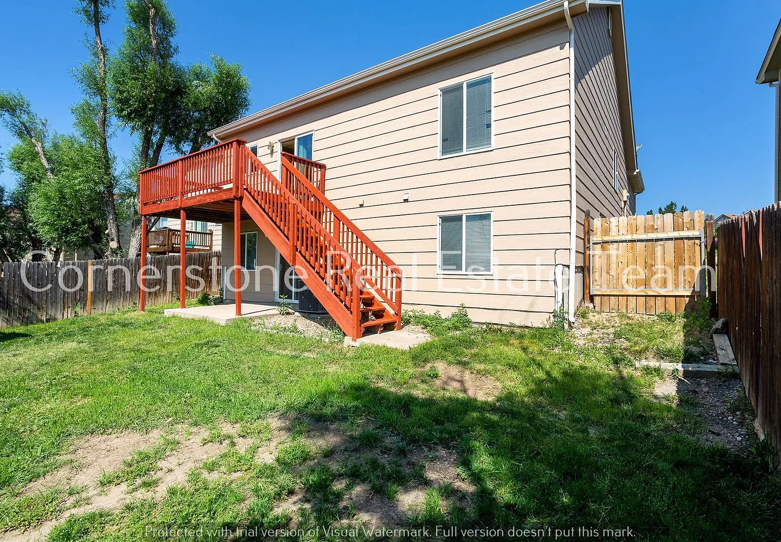 3 bed, 2.0 bath, 1988 sqft, $2,172 — Photo 2