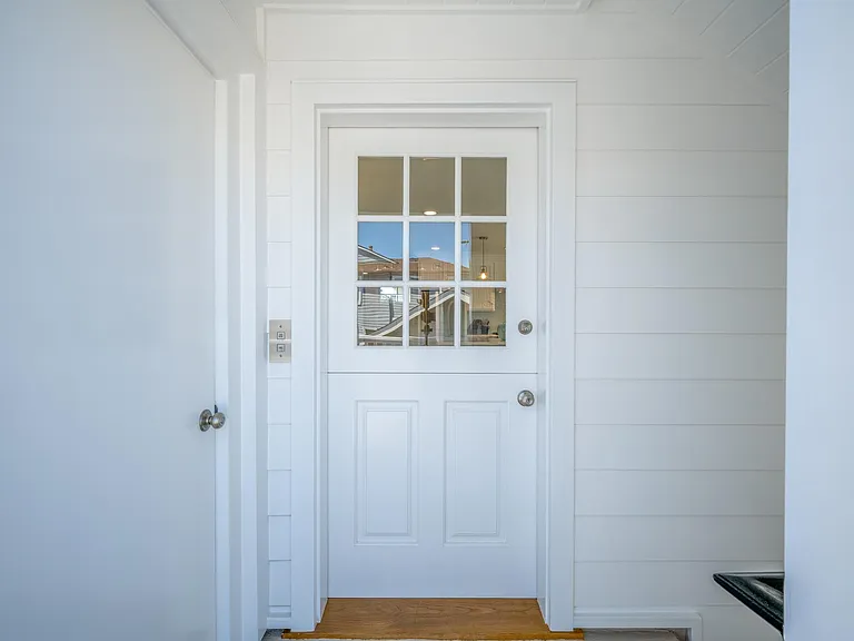 215 Poinsettia Ave #1/2 — Photo 26