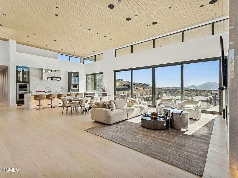 3404 E Wapiti Canyon Rd — Photo 11