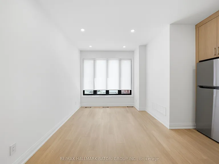 56 Camberwell Rd #2 — Photo 6