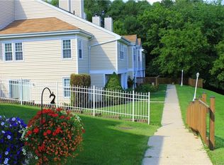 3116 Whispering Hls, Chester, NY 10918