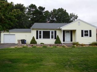 564 Halfway House Rd, Windsor Locks, CT 06096