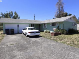 166 S 40th St, Springfield, OR 97478