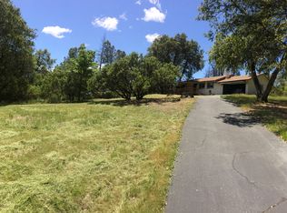 5707 Vernal Fall Rd, Mariposa, CA 95338