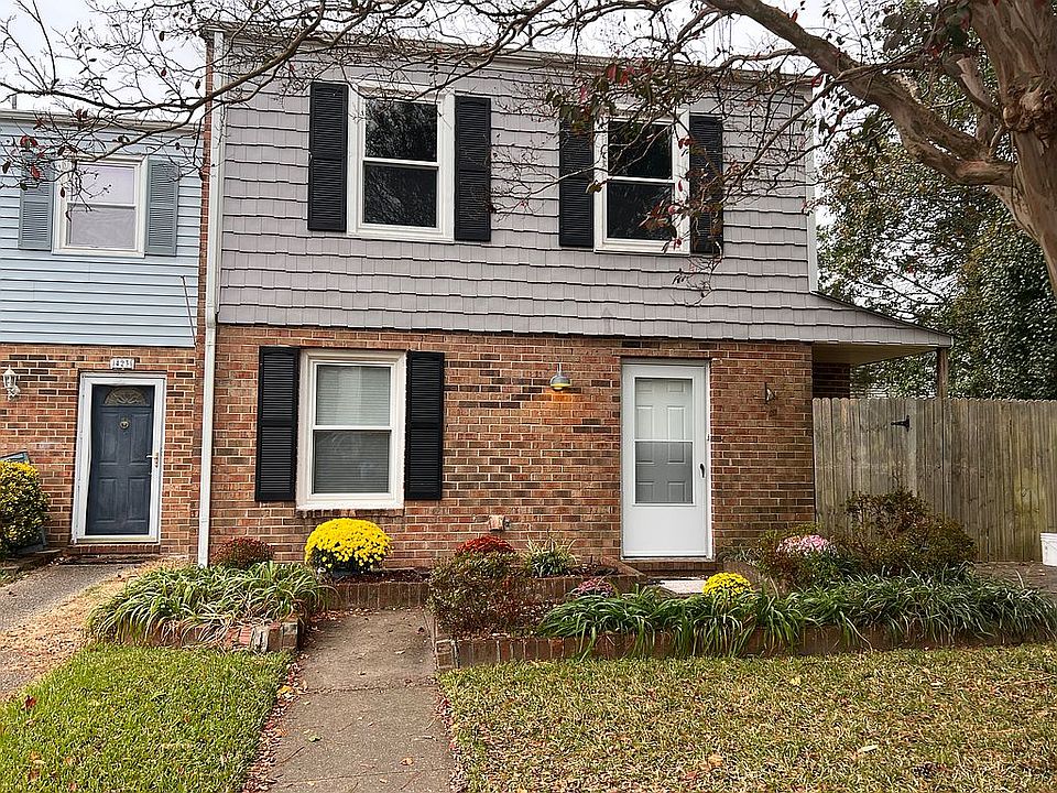 1st image of 425 Big Leaf Ct