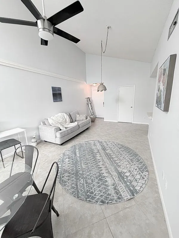 1 bed, 1.0 bath, 675 sqft, $1,495 — Photo 3