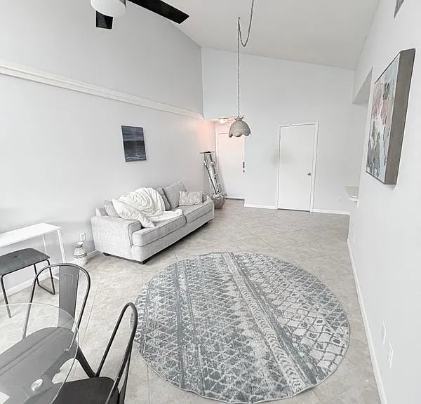 3914 Atrium Dr — Photo 3