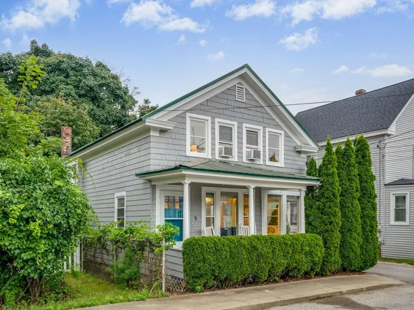 6 Myrtle Avenue, Old Orchard Beach, ME 04064