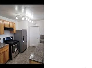 7974 Macarthur Blvd, Oakland, CA 94605
