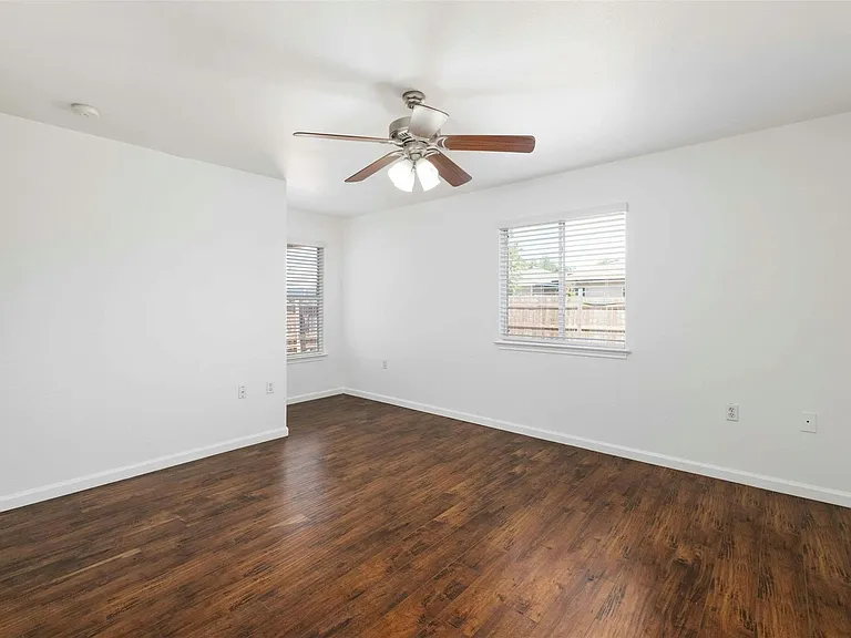 12524 Sky Harbor Dr — Photo 11