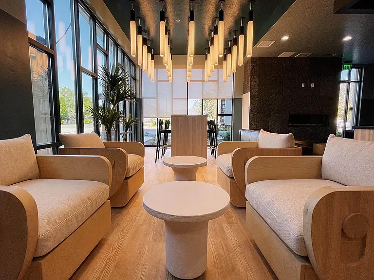 SevenO2 Main Apartments — Photo 10