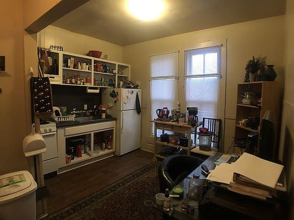 3rd image of 319 North St APT 3