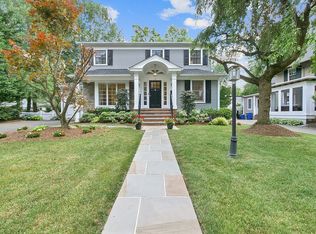 16 Linden Pl, Summit, NJ 07901