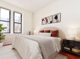 34-06 32nd St #8C, Astoria, NY 11106