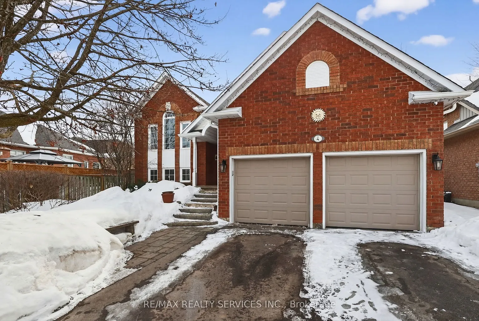 4 Valleybrae Ct photo 1