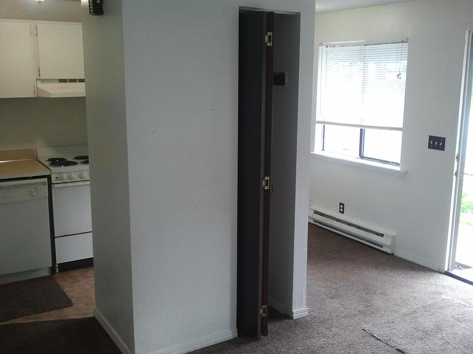 2nd image of 1800 Texas St APT 13