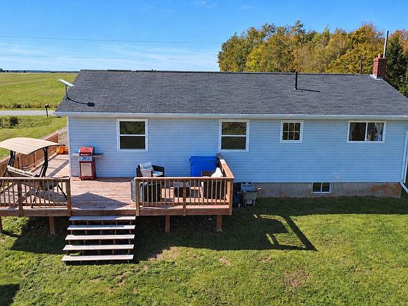 3rd image of 1502 Clay Rd
