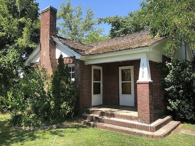1st image of 1452 Highland Ave