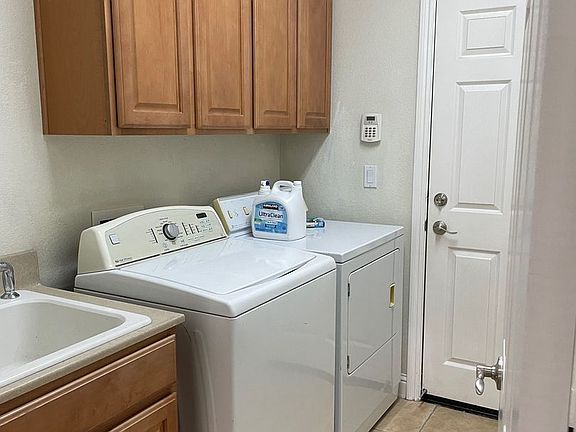 3rd image of 2231-2231 Owencarrow Ln