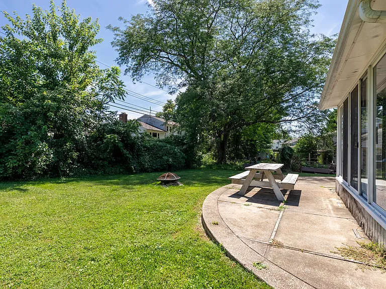209 Garden Rd — Photo 42