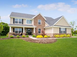 7902 Whirlaway Dr, Saline, MI 48176