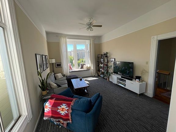 2nd image of 554 Waller St