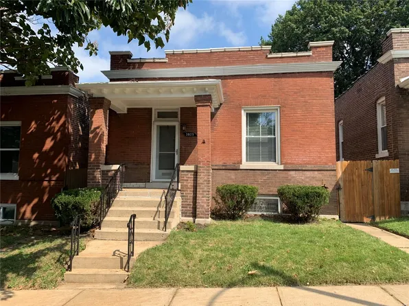 3925 Winnebago St, Saint Louis, MO 63116