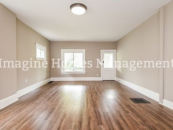 5th image of 1501 Wagar Ave