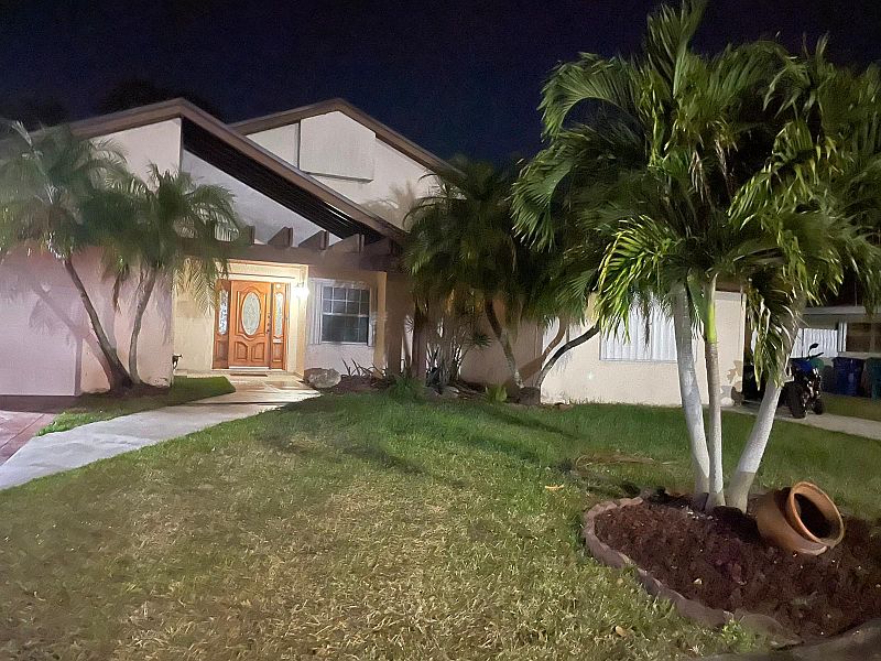 1st image of 6760 SW 156th Ct