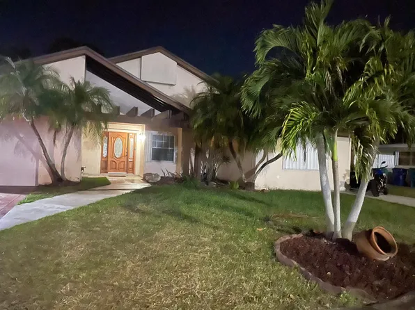6760 SW 156th Ct, Miami, FL 33193