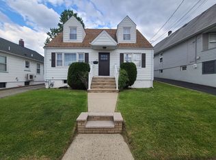 18 Pershing St, Garfield, NJ 07026
