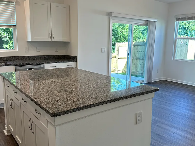 1317 Creekfront Dr — Photo 20