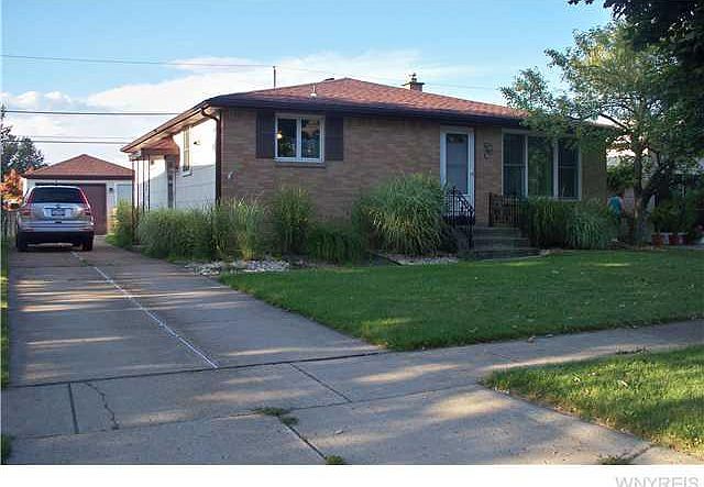 1st image of 56 Parwood Dr