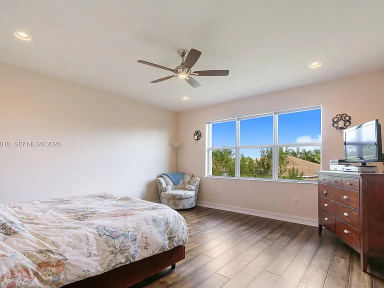 8185 Fiera Ridge Dr #0 — Photo 5