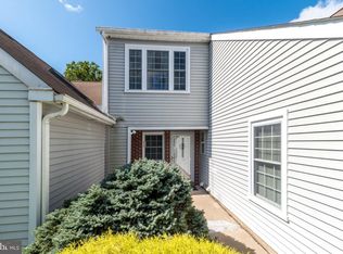 122 Wigton Cir, Perkasie, PA 18944