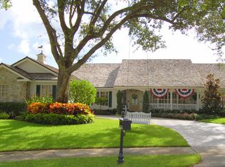 2351 NW 38th St, Boca Raton, FL 33431