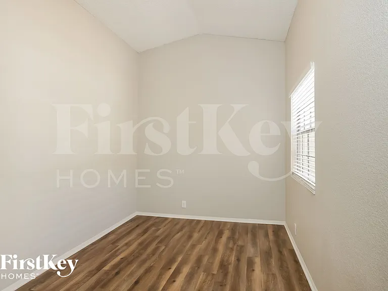 3717 W Tierra Buena Ln — Photo 12