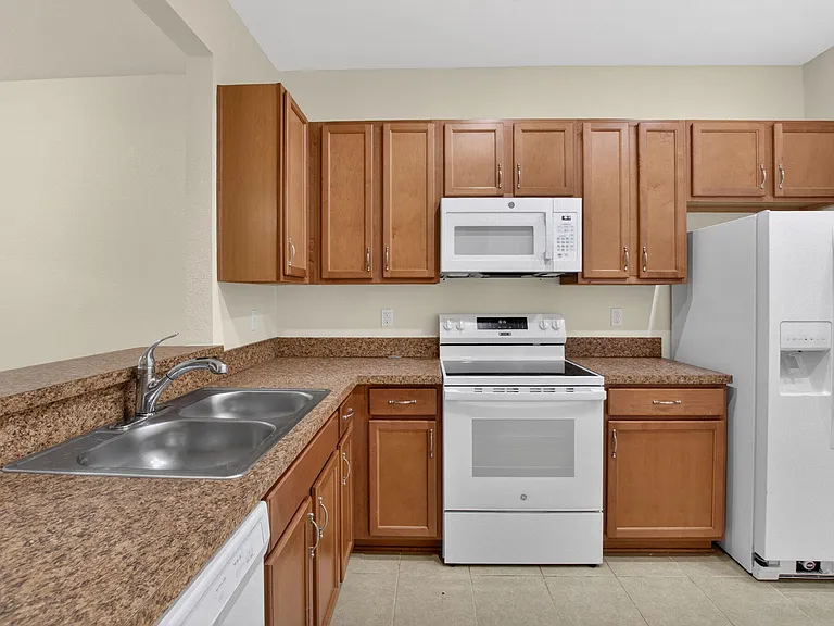 340 Lake Monterey Cir — Photo 22