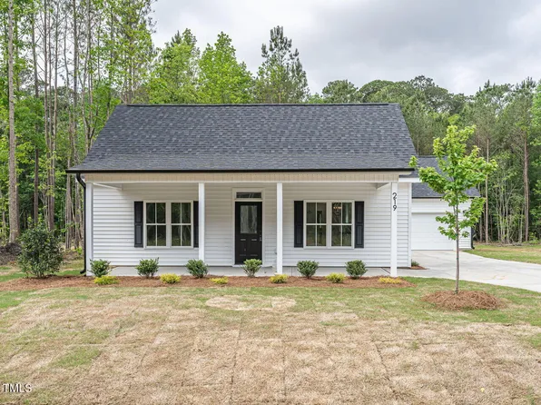 219 Green Pines Estates Dr, Kenly, NC 27542